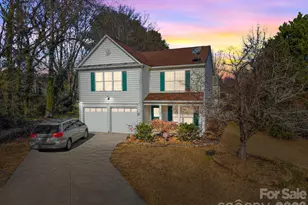11926 Hawick Valley Ln, Charlotte, NC 28277 - Photo 5