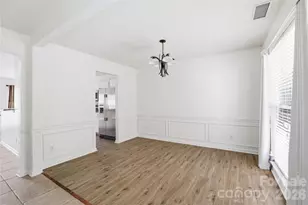 11926 Hawick Valley Ln, Charlotte, NC 28277 - Photo 9