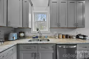 64 Crystal June Ln, Asheville, NC 28803 - Photo 19