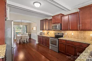 103 Hedgewood Dr, Mooresville, NC 28115 - Photo 9