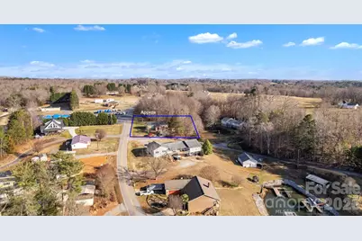 15 Mull Drive, Taylorsville, NC 28681 - Photo 9