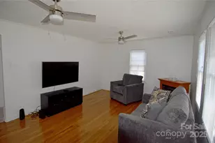 93 John Gilkey Rd, Marion, NC 28752 - Photo 7