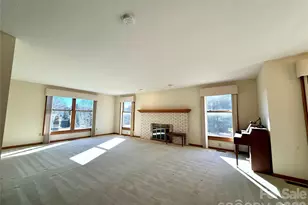 2001 Plum Tree Ln, Hendersonville, NC 28739 - Photo 5