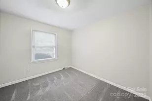 6907 Glenmoor Dr, Charlotte, NC 28214 - Photo 19