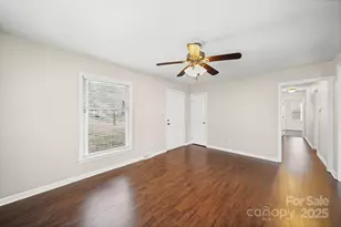 6907 Glenmoor Dr, Charlotte, NC 28214 - Photo 5