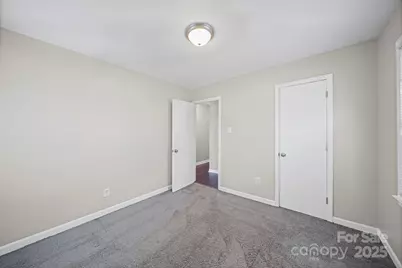 6907 Glenmoor Drive, Charlotte, NC 28214 - Photo 25