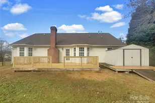 121 Shining Armor Ct, Mooresville, NC 28117 - Photo 5