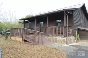 105 Park St, Columbus, NC 28722 - Photo 5