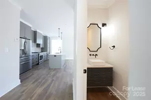 1302 E 10th Street E, Charlotte, NC 28204 - Photo 15