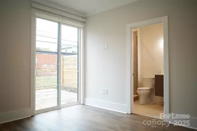 1302 E 10th Street E, Charlotte, NC 28204 - Photo 17