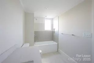 1302 E 10th Street E, Charlotte, NC 28204 - Photo 33