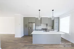 1302 E 10th Street E, Charlotte, NC 28204 - Photo 11