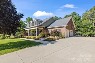 221 River Walk Dr, Connelly Springs, NC 28612 - Photo 5