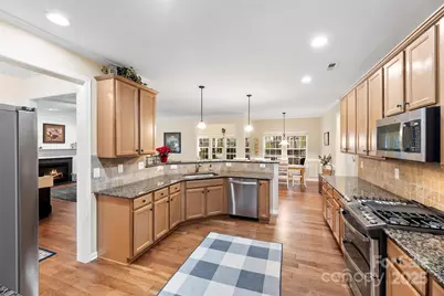 401 Brookridge Drive, Mount Holly, NC 28120 - Photo 9