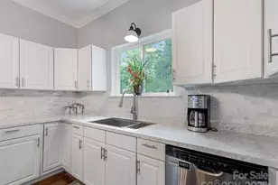 145 Shackford St, Waynesville, NC 28786 - Photo 31