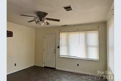 302 S Myrtle School Road, Gastonia, NC 28052 - Photo 9