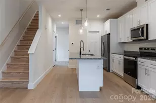 10 Wyndom Ln, Asheville, NC 28805 - Photo 9