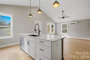 151 Shadowlawn Dr, Asheville, NC 28806 - Photo 33