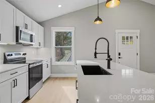 151 Shadowlawn Dr, Asheville, NC 28806 - Photo 17