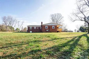 2822 Bettis Rd, Grover, NC 28073 - Photo 29