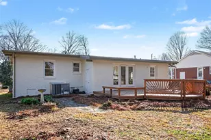 6738 Starcrest Dr, Charlotte, NC 28210 - Photo 27