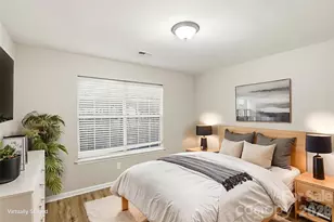 8921 Newgard Ct, Charlotte, NC 28269 - Photo 5