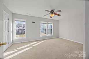 5341 Jocelyn Ln, Charlotte, NC 28269 - Photo 17