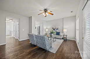 5341 Jocelyn Ln, Charlotte, NC 28269 - Photo 9