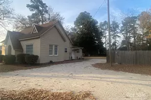 408 W McGregor St, Pageland, SC 29728 - Photo 15