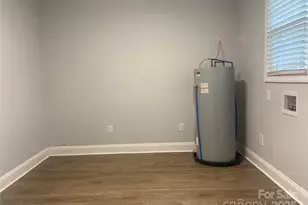 408 W McGregor St, Pageland, SC 29728 - Photo 9