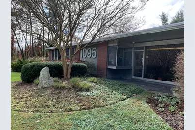 1095 Hendersonville Road #Q, Biltmore Forest, NC 28803 - Photo 1