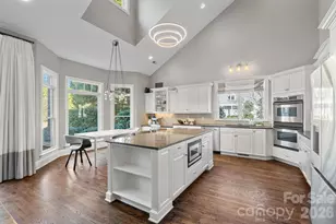 18823 Peninsula Cove Ln, Cornelius, NC 28031 - Photo 9