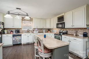 845 Meadow Hill Ct, Lincolnton, NC 28092 - Photo 9