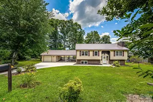 29 Tall Oaks Rd, Candler, NC 28715 - Photo 1