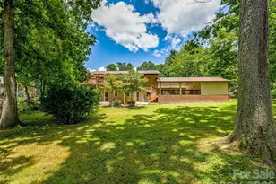 29 Tall Oaks Rd, Candler, NC 28715 - Photo 3