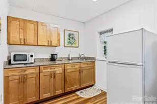 29 Tall Oaks Rd, Candler, NC 28715 - Photo 25