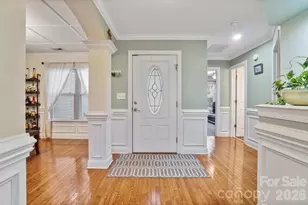 2336 Gemway Dr, Charlotte, NC 28216 - Photo 3