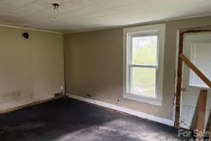 166 Old Helton School Rd, Lansing, NC 28643 - Photo 13