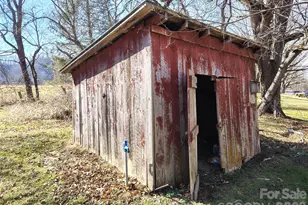 166 Old Helton School Rd, Lansing, NC 28643 - Photo 5