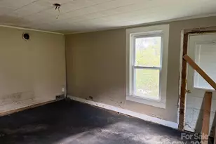 166 Old Helton School Rd, Lansing, NC 28643 - Photo 9