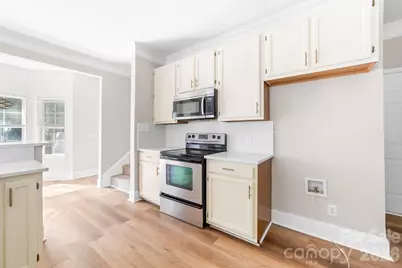 9127 Brocklehurst Lane, Charlotte, NC 28215 - Photo 11