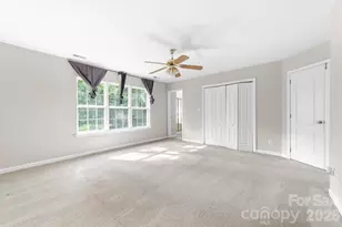 9127 Brocklehurst Ln, Charlotte, NC 28215 - Photo 15