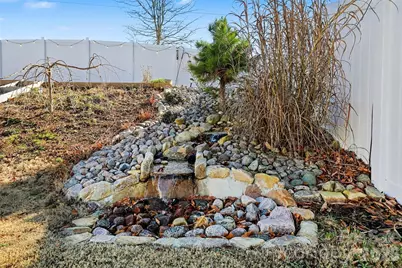 8919 Rockrose Way, Charlotte, NC 28214 - Photo 31