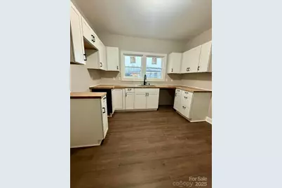102 S Watterson Street, Kings Mountain, NC 28086 - Photo 5