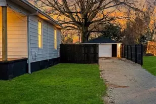 102 S Watterson St, Kings Mountain, NC 28086 - Photo 3