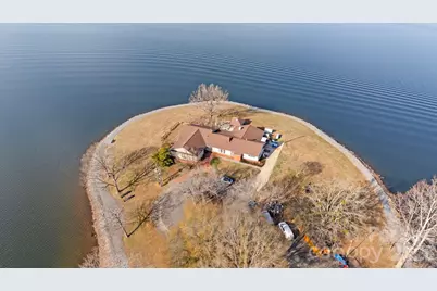 6692 Valwood Road, Conover, NC 28613 - Photo 9