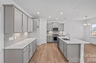 11537 Glasden Rd, Charlotte, NC 28278 - Photo 3