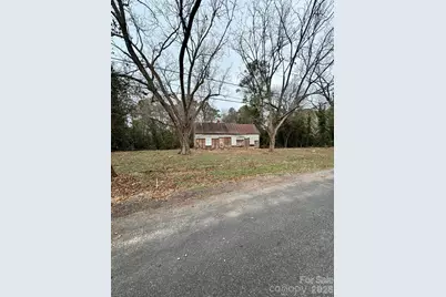 1100 Pecan Street, Wadesboro, NC 28170 - Photo 11