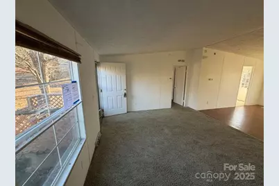 2687 1st Avenue NW, Catawba, NC 28609 - Photo 13