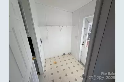 2687 1st Avenue NW, Catawba, NC 28609 - Photo 17